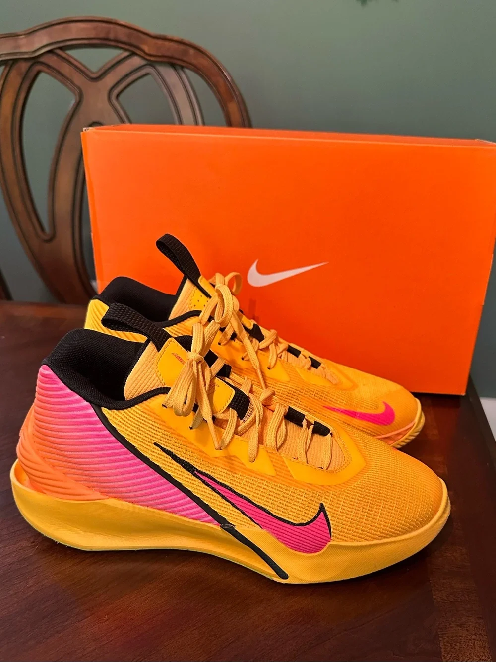 Nike GT Jump Academy basketball shoes